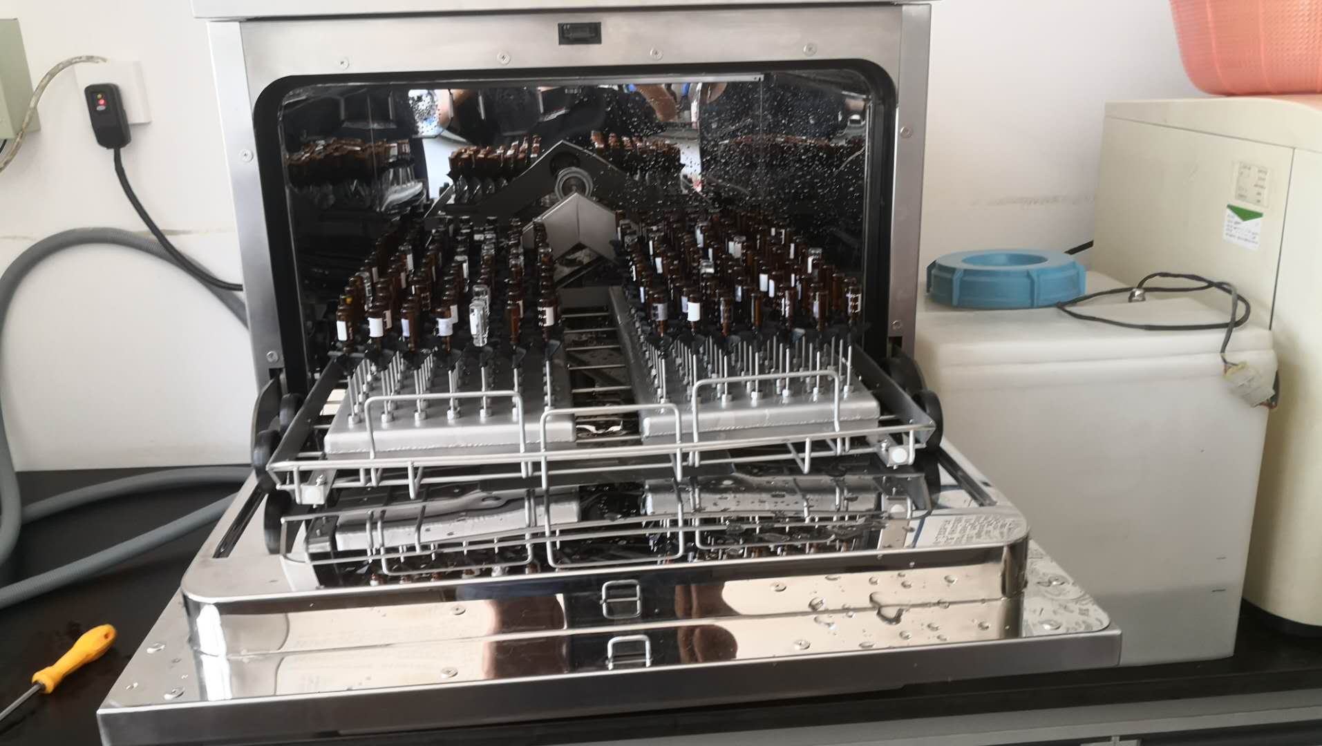 洗瓶機：智能化解決方案為清潔問題提供創新突破
